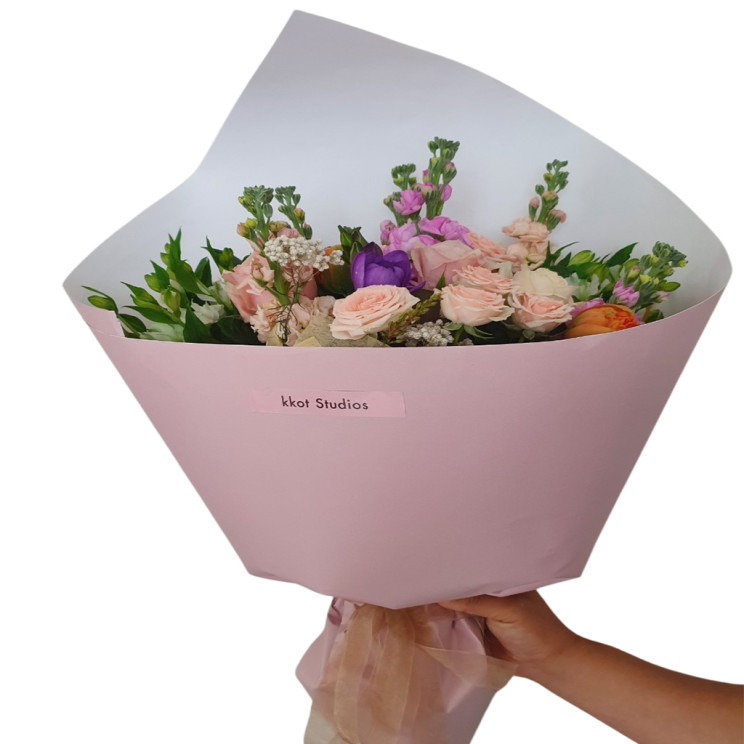 Kkot Studios Flowers | Free Same Day Flowers Delivery | Florist Auckland