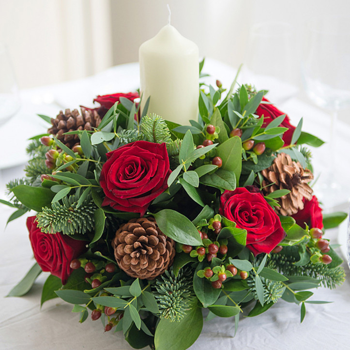 A Christmas Table Centre